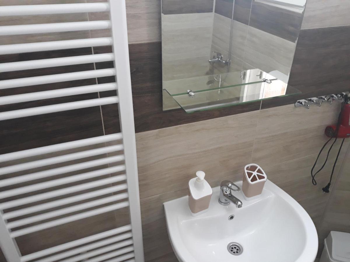 Haus Apartman Zajecar M&L Ngoại thất bức ảnh